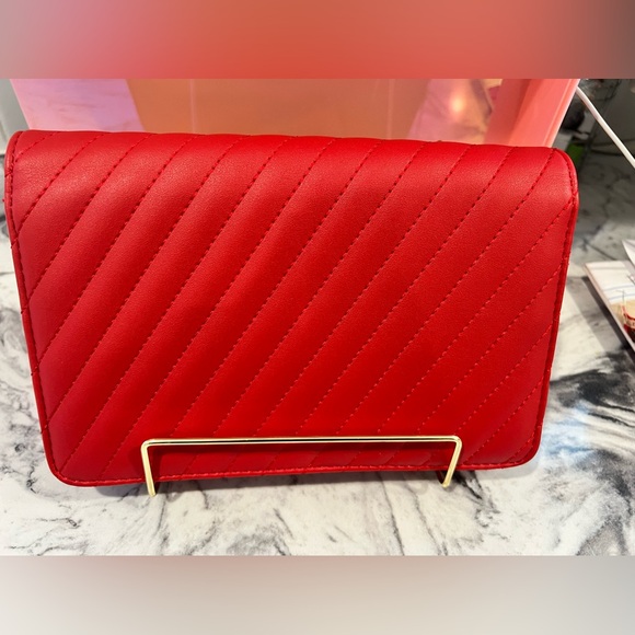 BADGLEY MISCHKA red handbag - Picture 5 of 14